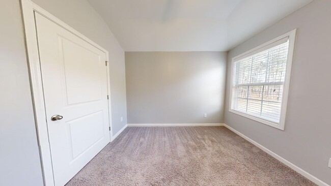 Building Photo - 979 W Richland Cir