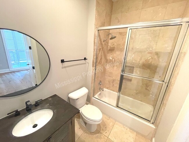 Building Photo - 3BR/3BA For Rent