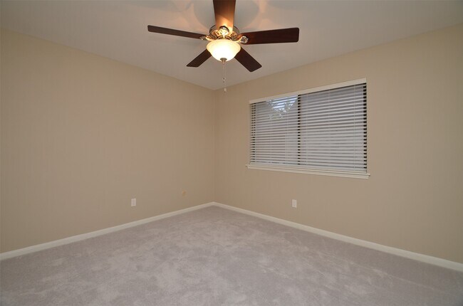 Building Photo - 12310 Burgoyne Dr