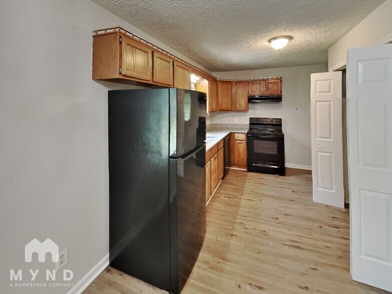 Building Photo - 7610 Denon Hills Dr