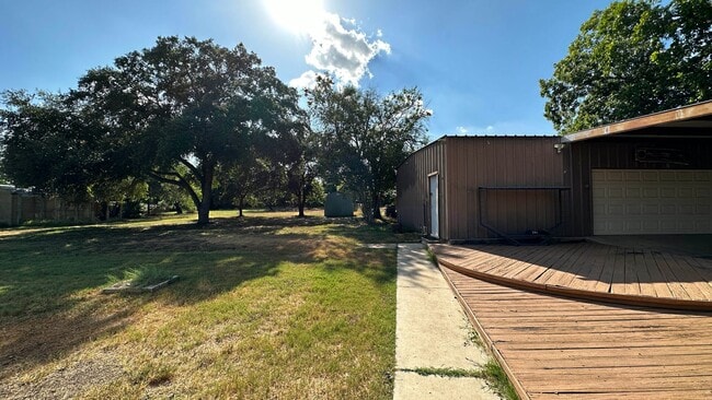 Building Photo - China Grove 4 bedroom, 3 bathroom