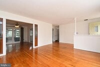 Building Photo - 559 General Muhlenberg Rd