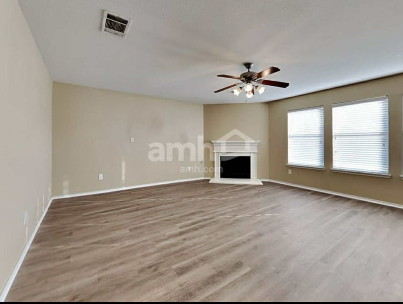 Building Photo - 3845 Cane River Rd