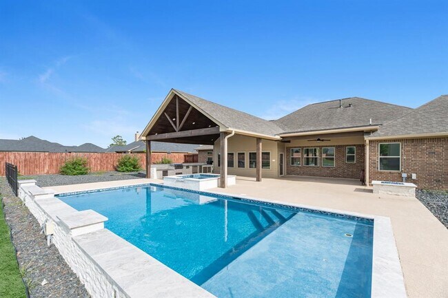 Building Photo - 4857 Dutton Lake Dr