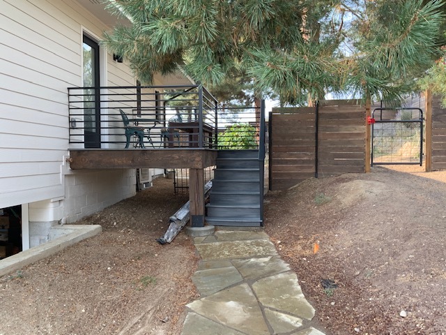 Building Photo - 738 N Santa Paula Pl