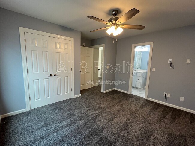 Building Photo - 1924 Wyngate Loop