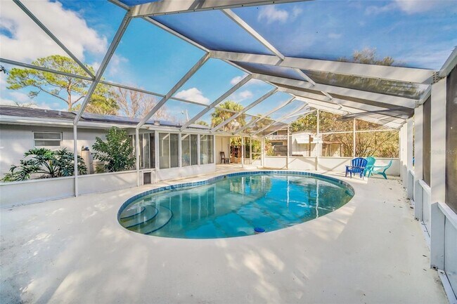 Building Photo - 5 SE Ocale Way