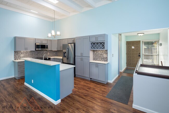 Building Photo - 47-459-459 Hui Iwa St