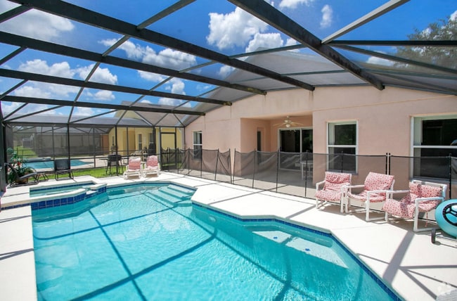 Building Photo - 838 Sandy Ridge Dr