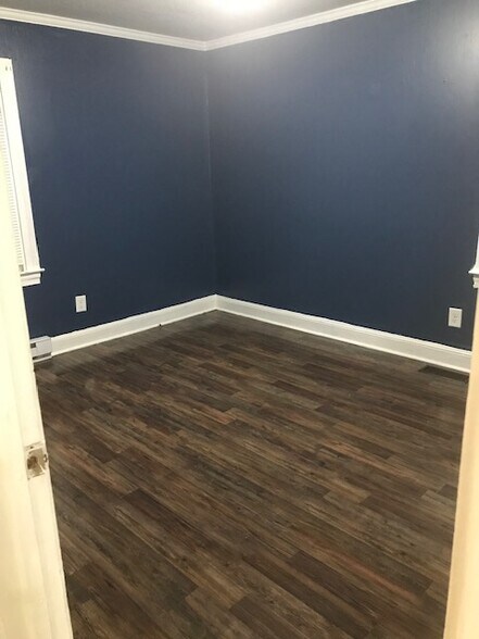 Building Photo - 595 South 7th Street