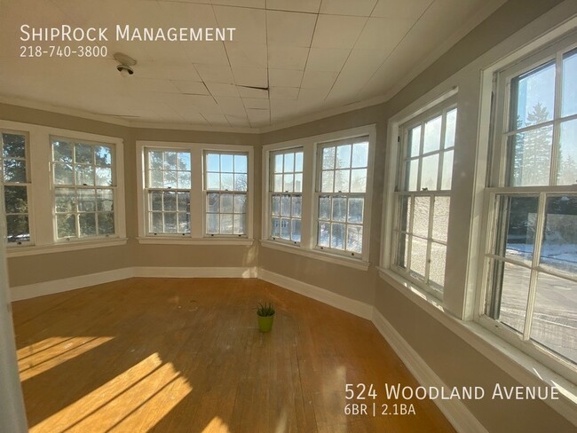 Building Photo - 524 Woodland Ave