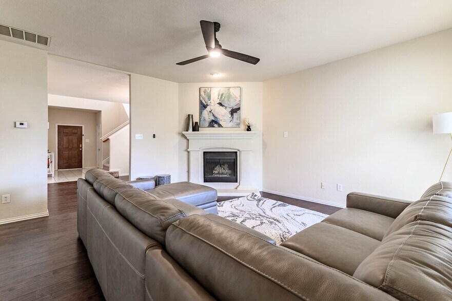 Building Photo - 2856 Spotted Owl Dr