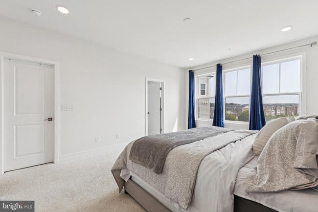 Building Photo - 42597 Nubbins Ter