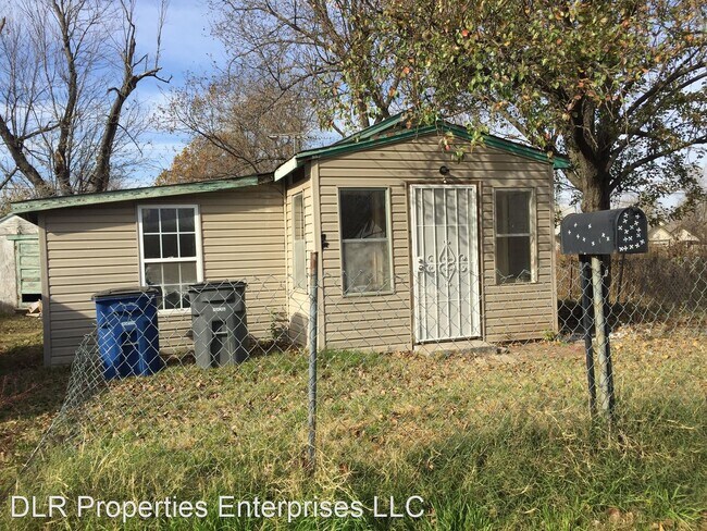 Primary Photo - 1 br, 1 bath House - 2020 N. Atlanta Pl.