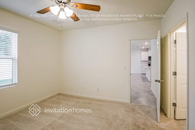 Building Photo - 565 Seaspray Dr
