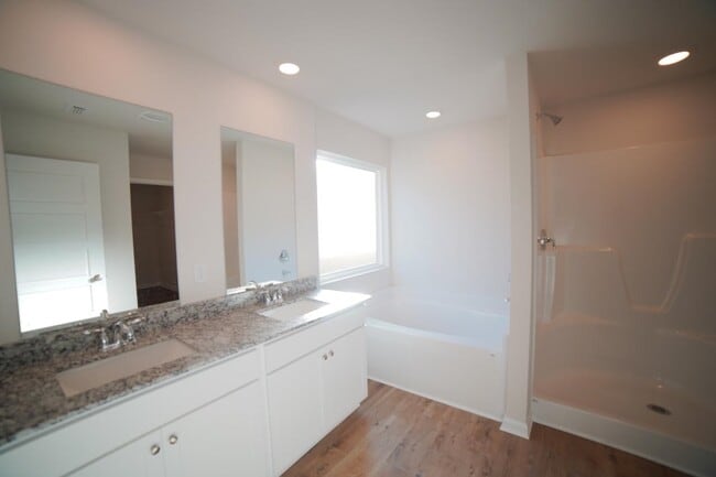 Building Photo - 4053 Brownstone Wy