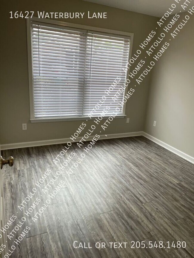 Building Photo - 16427 Waterbury Ln