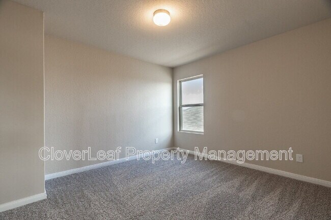 Building Photo - 5023 Topaz Bnd