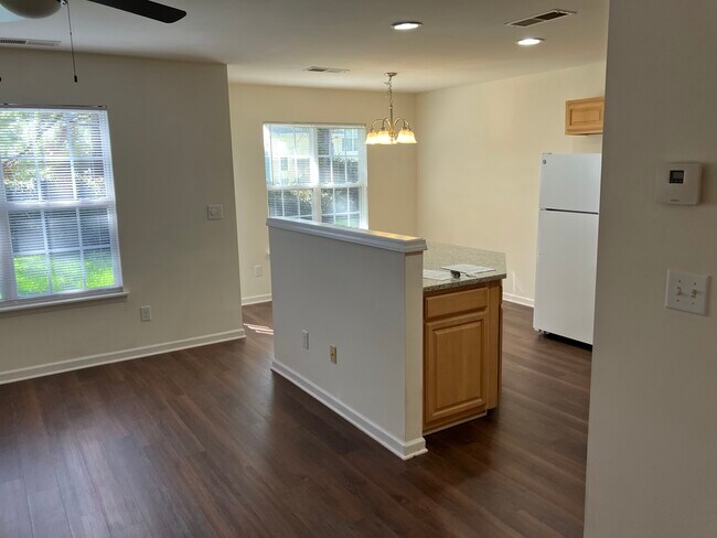 Building Photo - 10718 Sleigh Bell Ln