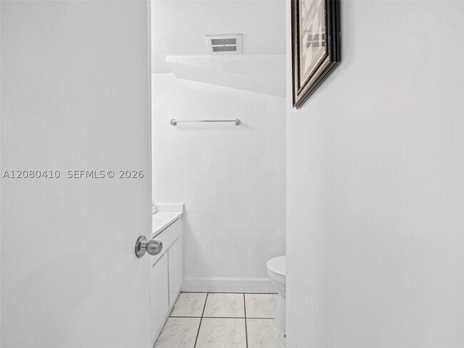 Building Photo - 3609 Townhouse Ct