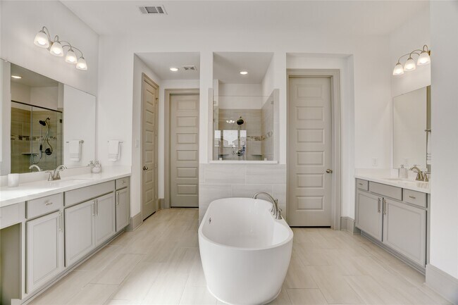 Building Photo - 1922 Pleasant Grove Dr