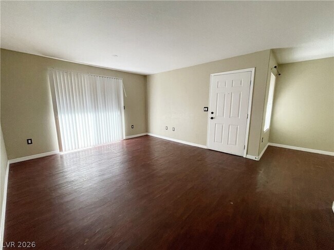 Building Photo - 555 E Silverado Ranch Blvd