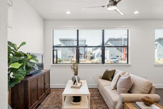 Building Photo - The Boulevards