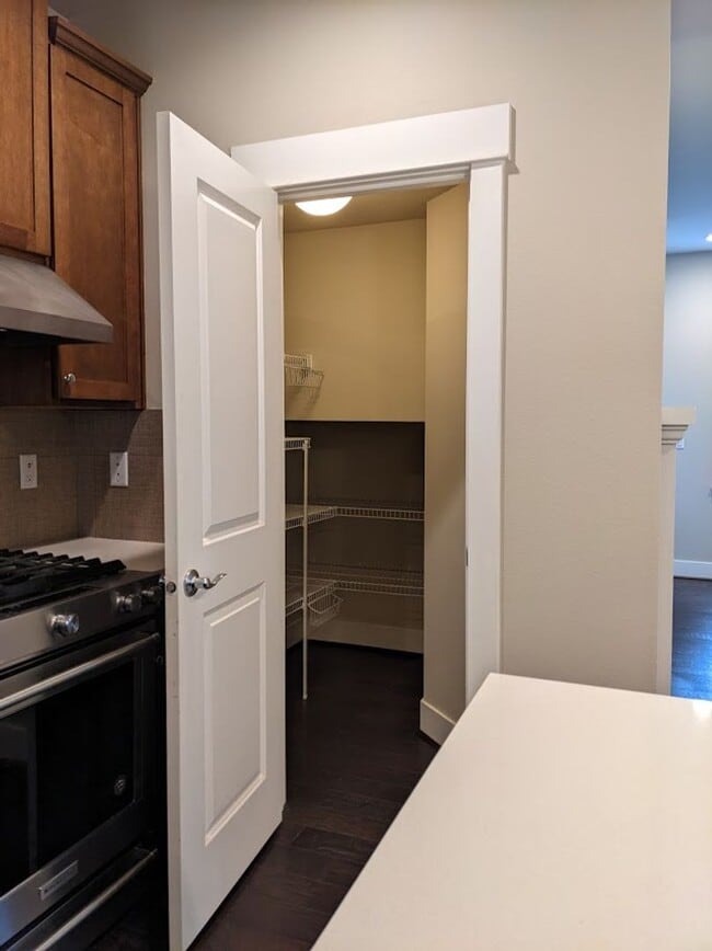 Building Photo - Timber Creek 4 Bedroom Home