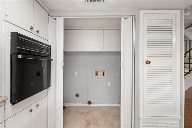 Building Photo - 376 Westview Terrace