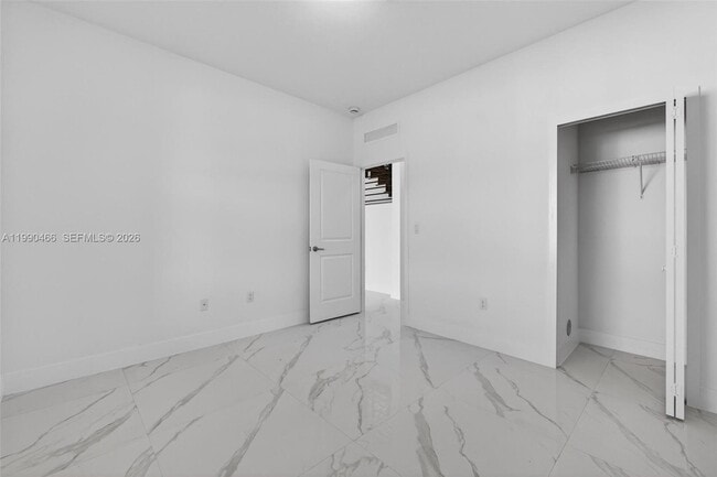 Building Photo - 15441 SW 20 Ln