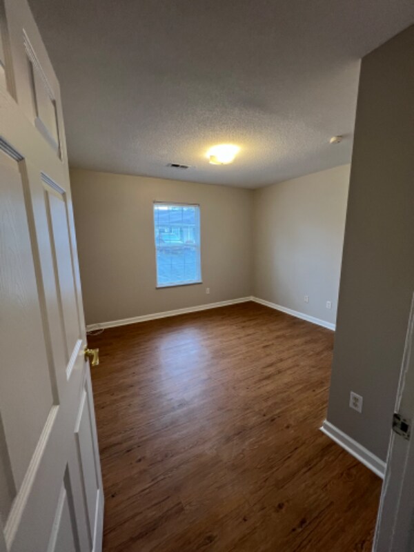 Building Photo - 317 Caswell St