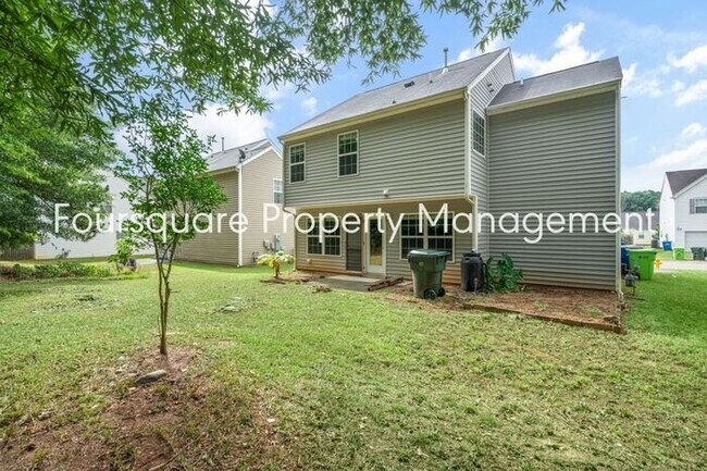 Building Photo - 4-Bed Single Family Home with Open Layout,...