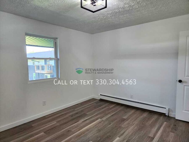 Building Photo - 5017 Massillon Rd