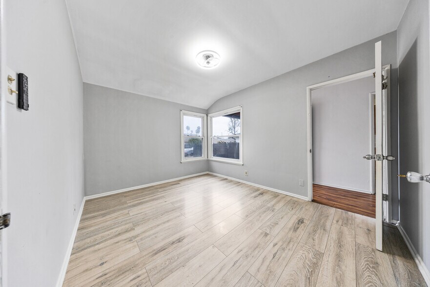 Building Photo - 6943 Nagle Ave