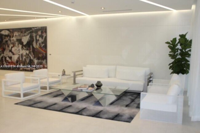 Building Photo - 4250 Biscayne Blvd