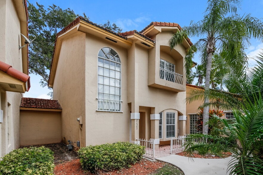 Building Photo - 21563 SW 87th Ct