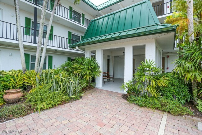 Building Photo - 3030 Binnacle Dr