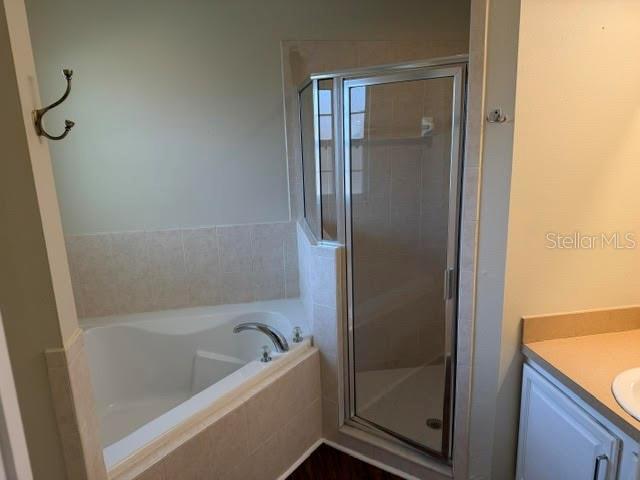 Building Photo - 513 Hamlet Ct