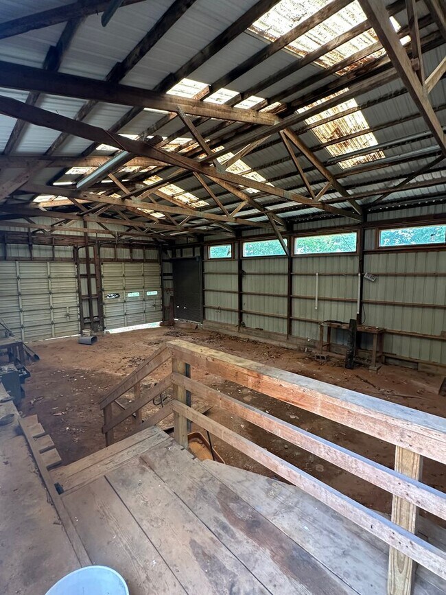 Building Photo - 3 Bedroom Ranch in Gainesville!