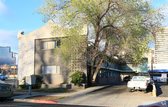 Primary Photo - 150 Ralston St