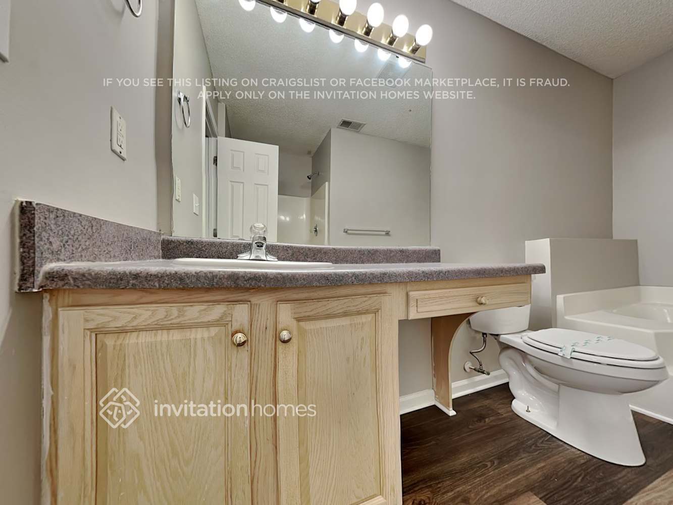 Building Photo - 10020 Little Creek Rd