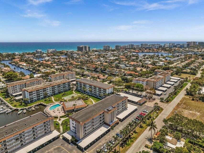 Building Photo - 2717 Florida Blvd