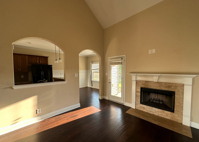 Building Photo - 2336 Pea Ridge Rd