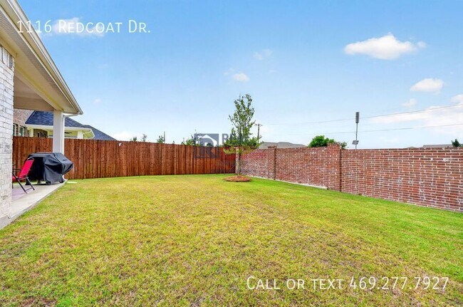 Building Photo - 1116 Redcoat Dr