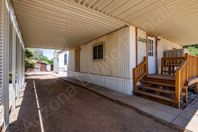 Building Photo - MOVE IN SPECIAL, $475 OFF FIRST MONTH