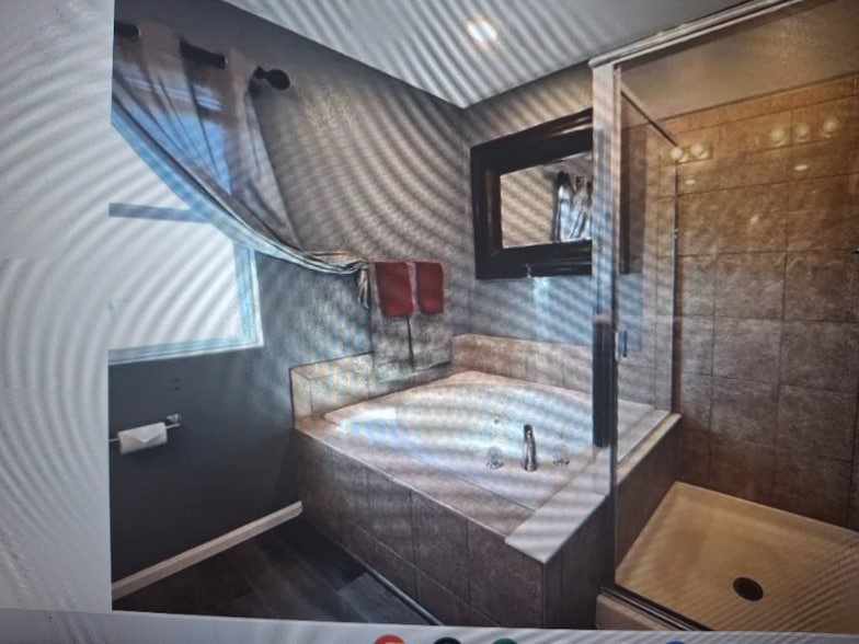 Building Photo - 7743 Canyon Oak Dr