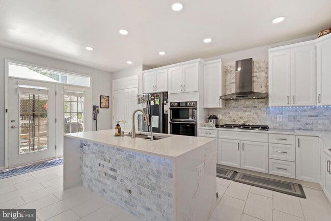 Building Photo - 44321 Rowley Terrace