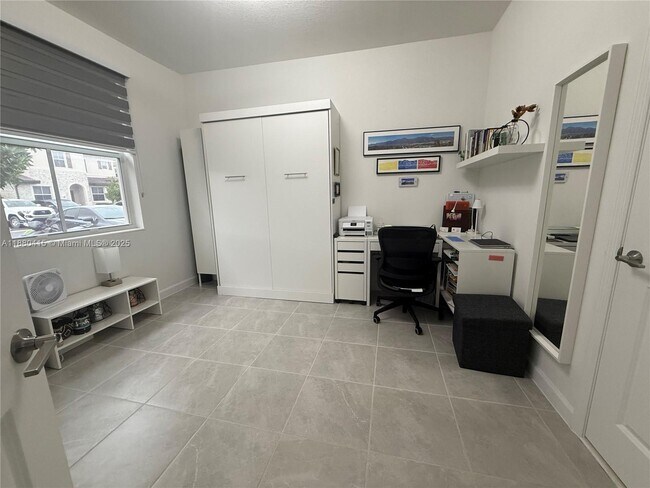 Building Photo - 12109 NW 24th Ct