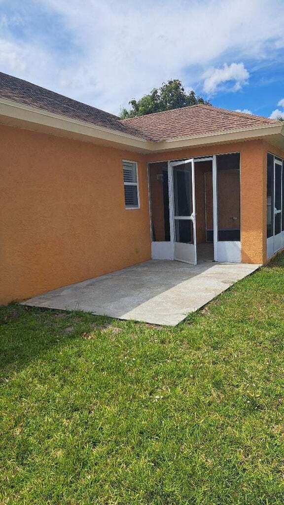 Building Photo - 3631 SW Kasin St