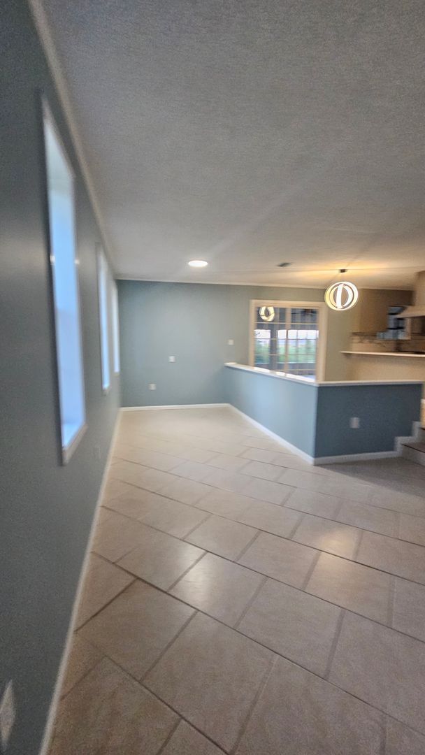 Building Photo - Beautiful 4BR 2BA home in Lakeland, GA